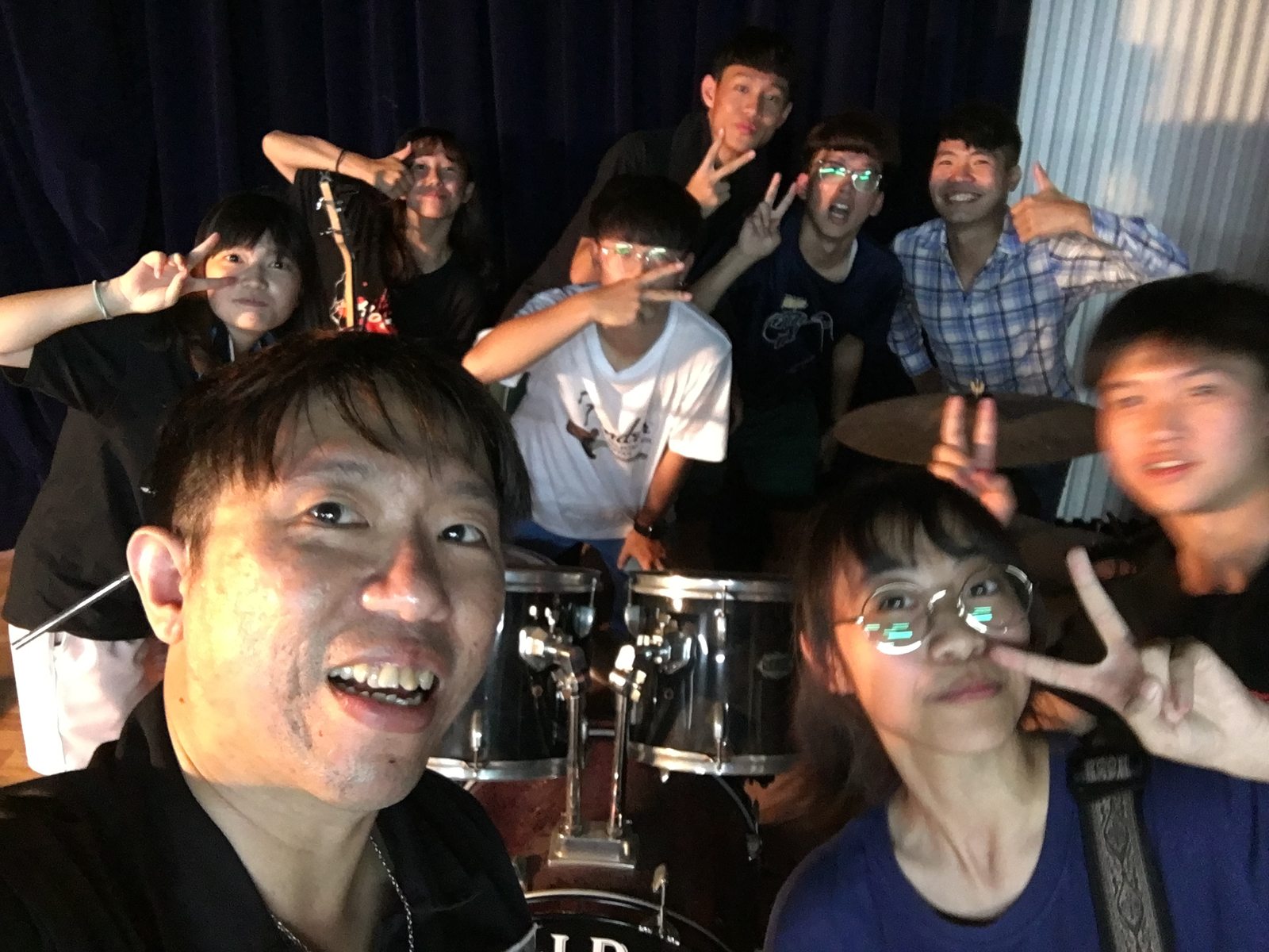 瀛海中學熱音社